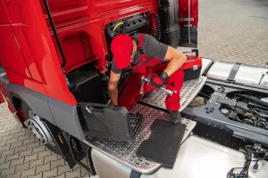 Mobilny serwis TIR Malbork, naprawa samochodu ciężarowego bezpośrednio na miejscu awarii